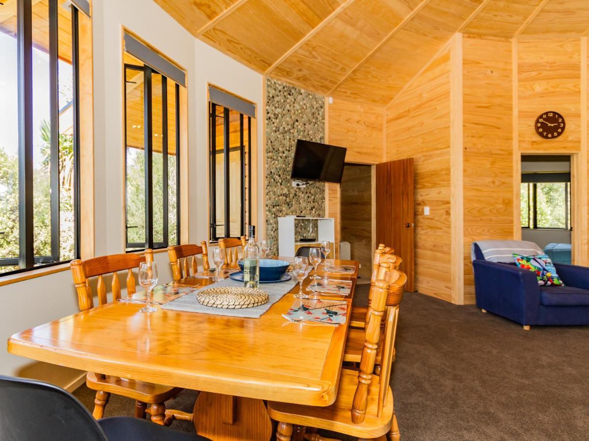 The Snowglobe - Ohakune Modern Yurt Style Chalet 외부 사진