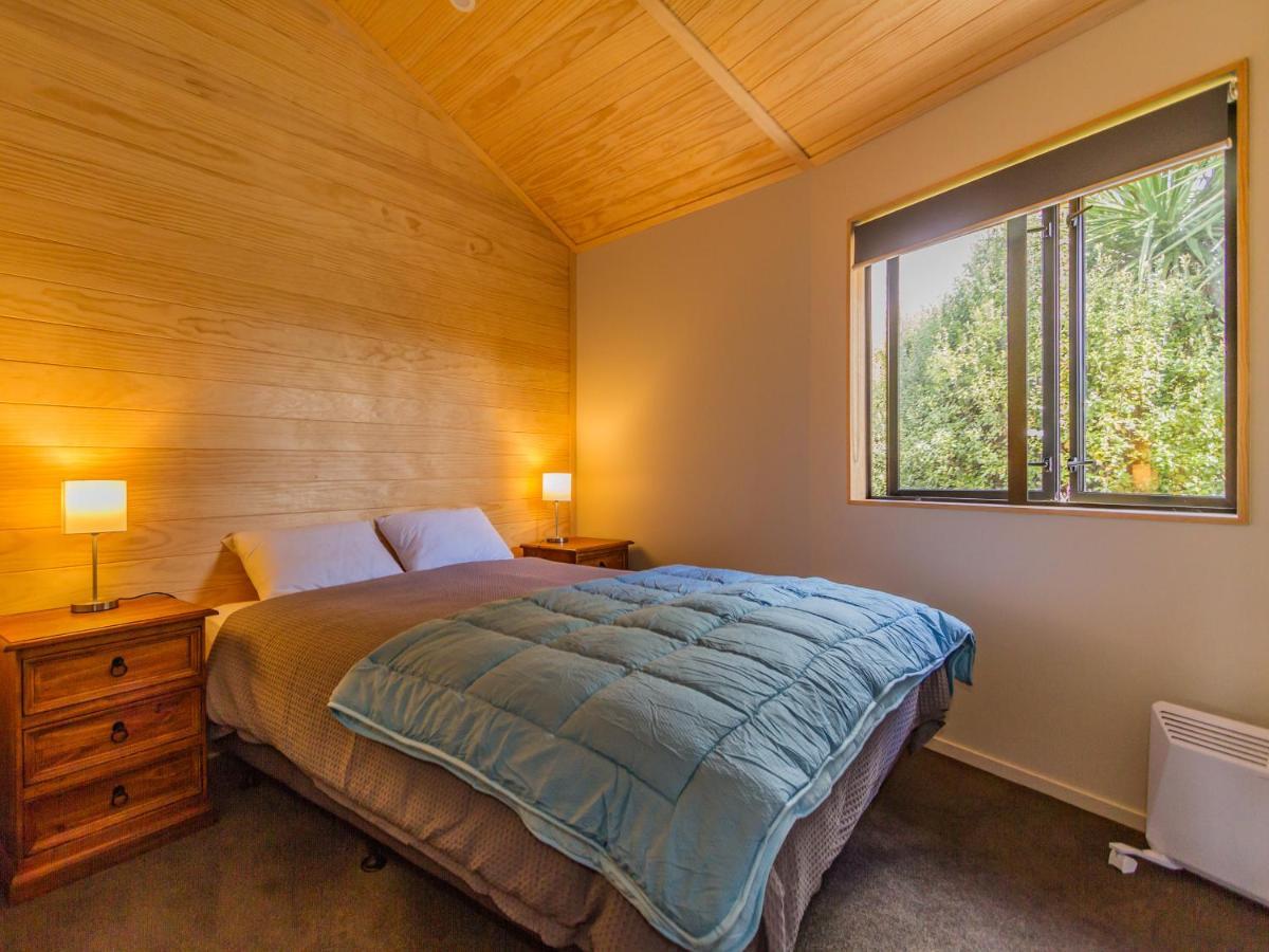 The Snowglobe - Ohakune Modern Yurt Style Chalet 외부 사진